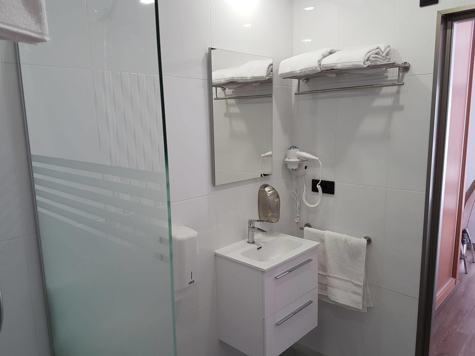Hotel Moli Boutique ลาลฟาส เดล ปี ภายนอก รูปภาพ