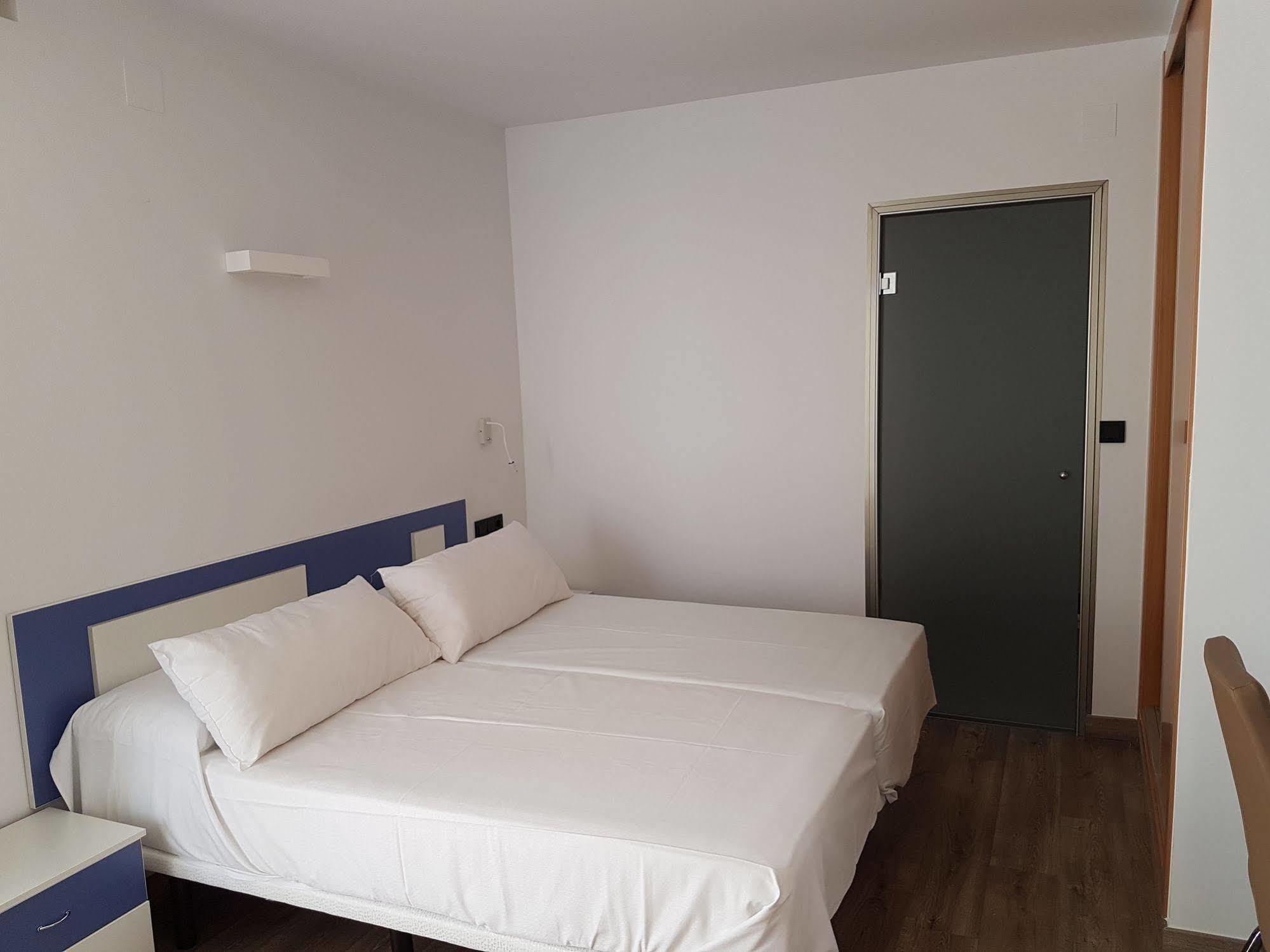 Hotel Moli Boutique ลาลฟาส เดล ปี ภายนอก รูปภาพ